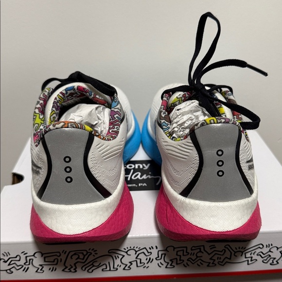 Keith Haring Saucony Ride 18 - Picture 4 of 5